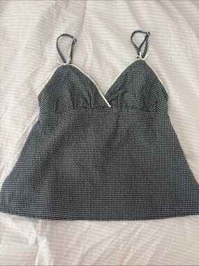 🍎 NWOT No Boundaries Navy and White Gingham Babydoll Top with Bow in back